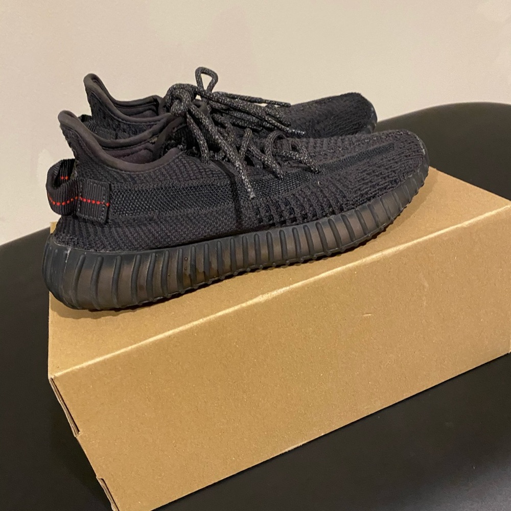 YEEZY 350 V2 (Reflective)